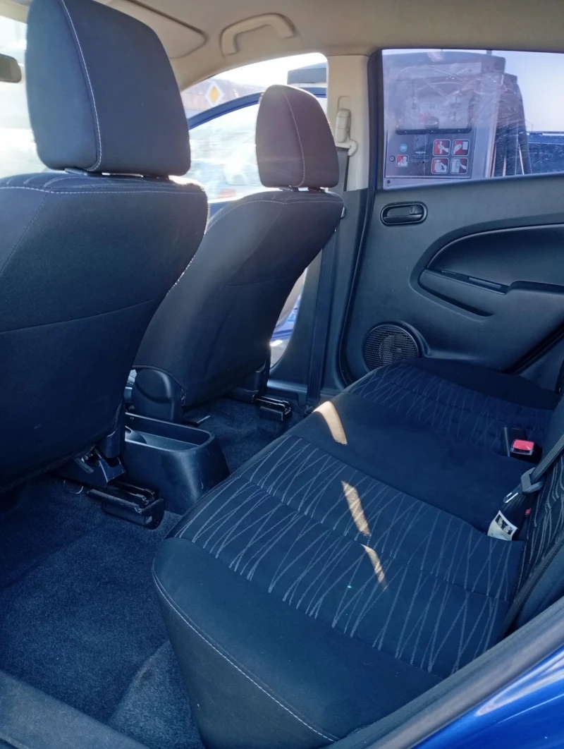 Mazda 2 Бензин-газ, снимка 7 - Автомобили и джипове - 53156937