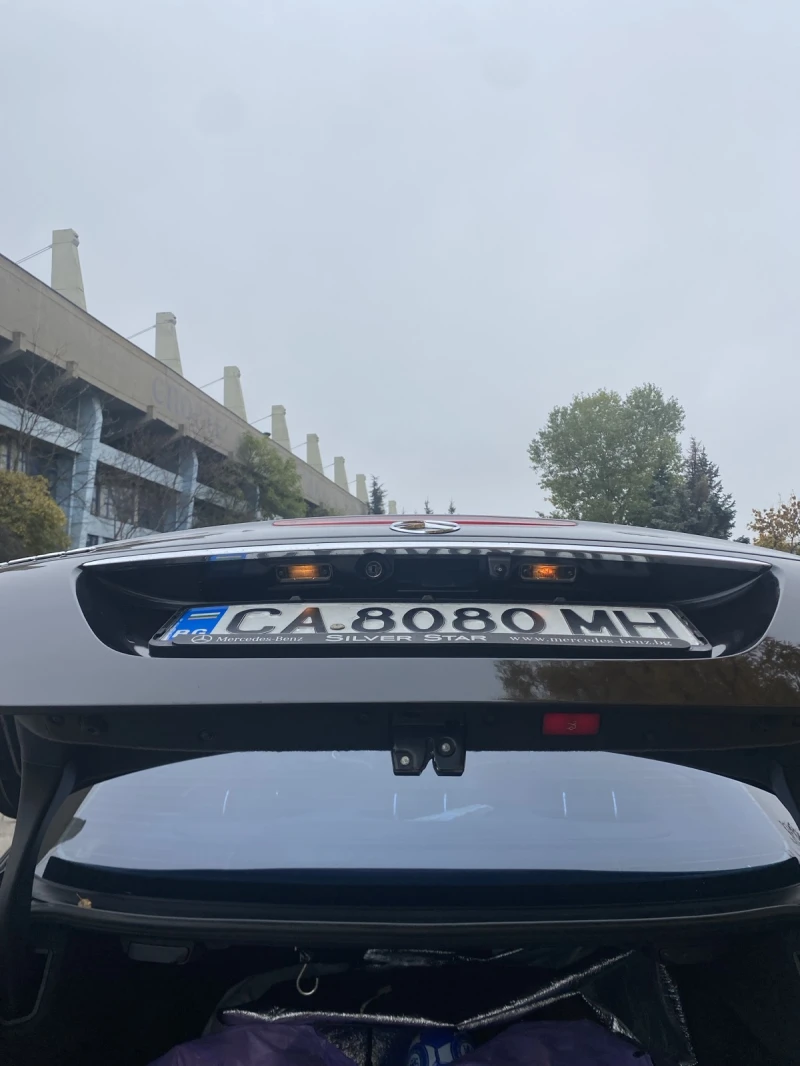 Mercedes-Benz E 320, снимка 10 - Автомобили и джипове - 53160655