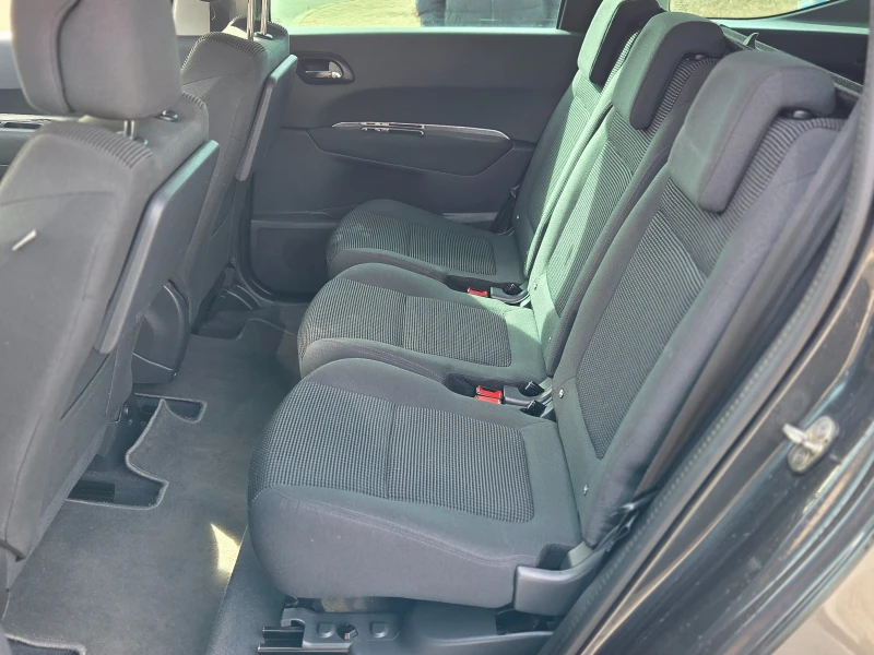 Peugeot 5008 1.6HDi * EURO 6* Автоматик* NAVI* , снимка 8 - Автомобили и джипове - 53538190
