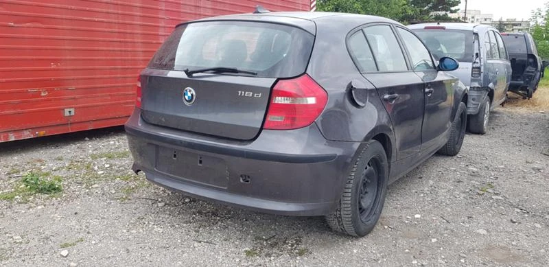 BMW 118 2.0 D FACE, снимка 5 - Автомобили и джипове - 29177764