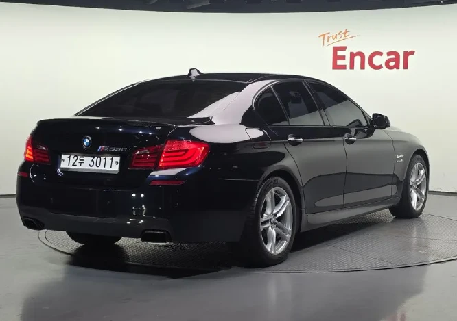 BMW 550 xDrive - изображение 2