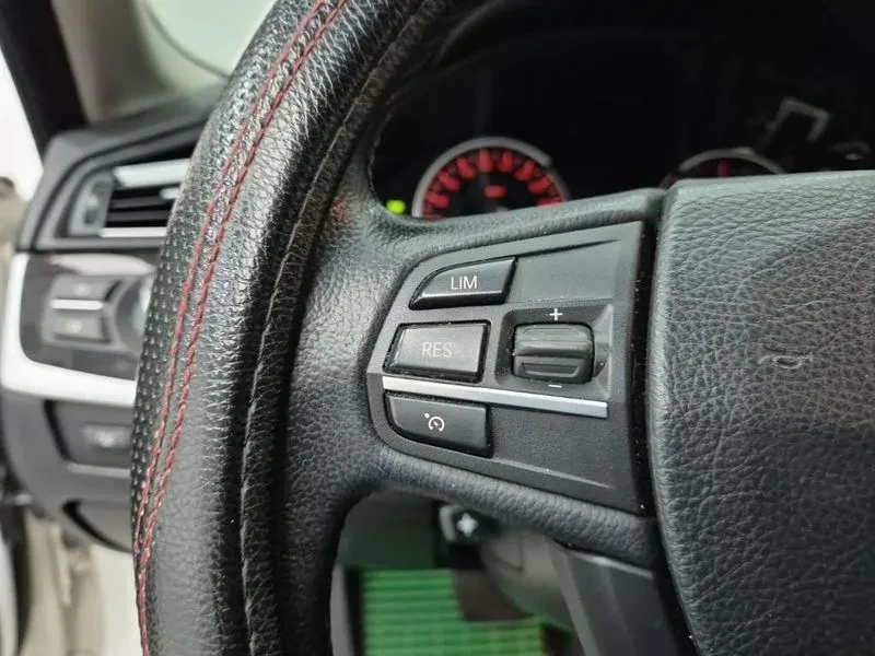 BMW 520 (F10) 520D, снимка 16 - Автомобили и джипове - 55747831