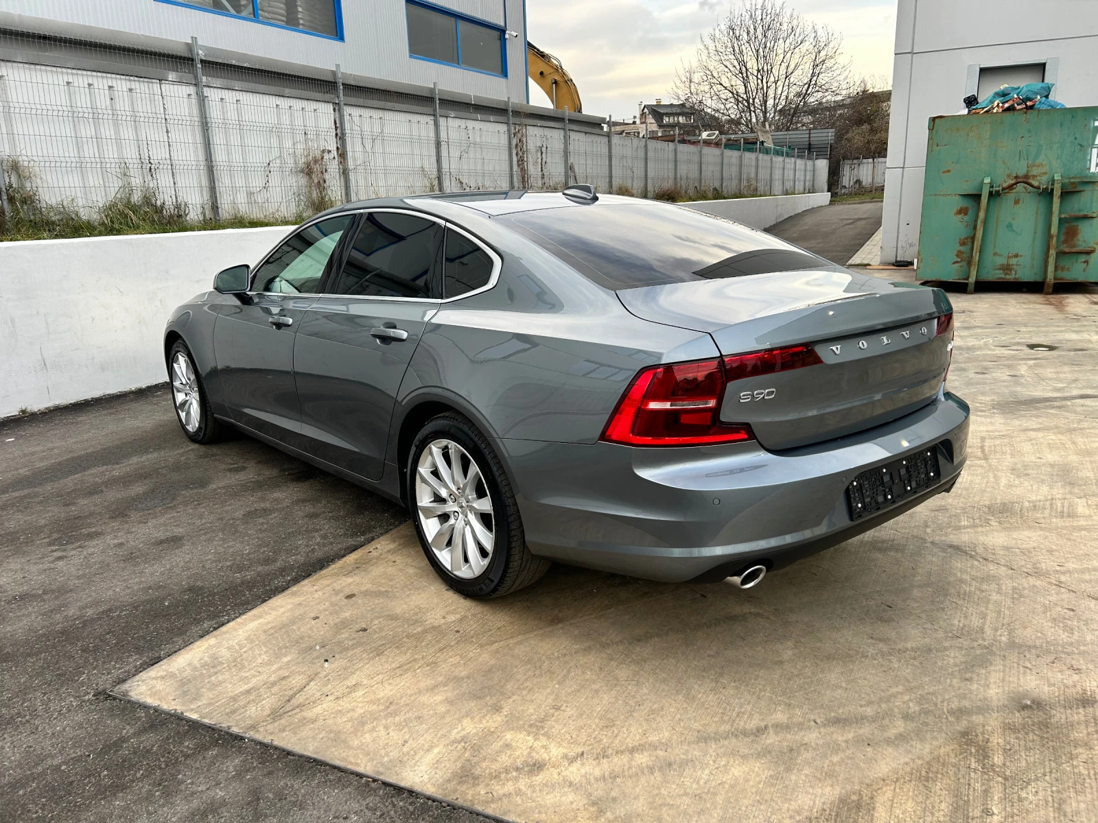 Volvo S90 D4 - изображение 2