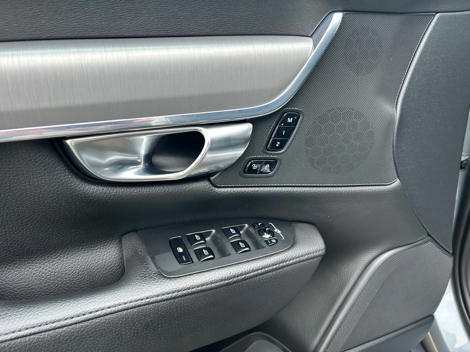 Volvo S90 D4 | Mobile.bg   12