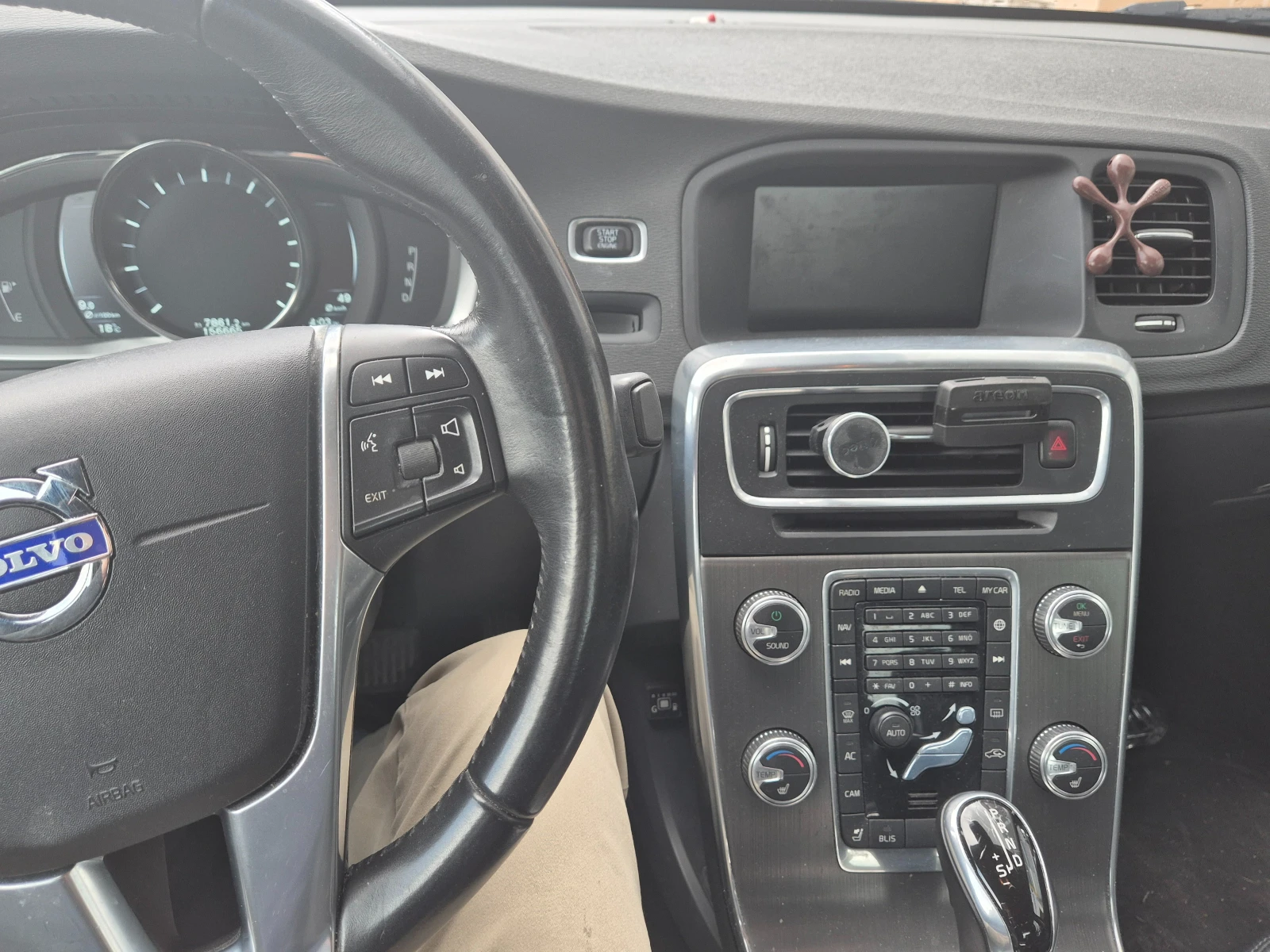 Volvo S60 Т5. 4х4.Регистрирана.Газов инжекцион - изображение 10