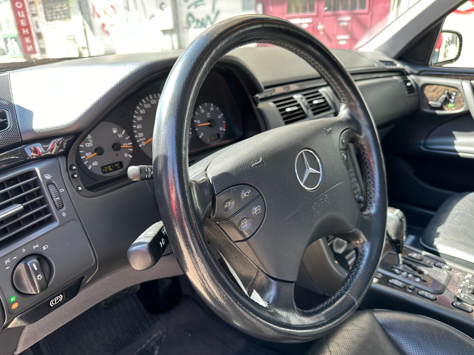 Mercedes-Benz E 320 Avantgarde | Mobile.bg   16