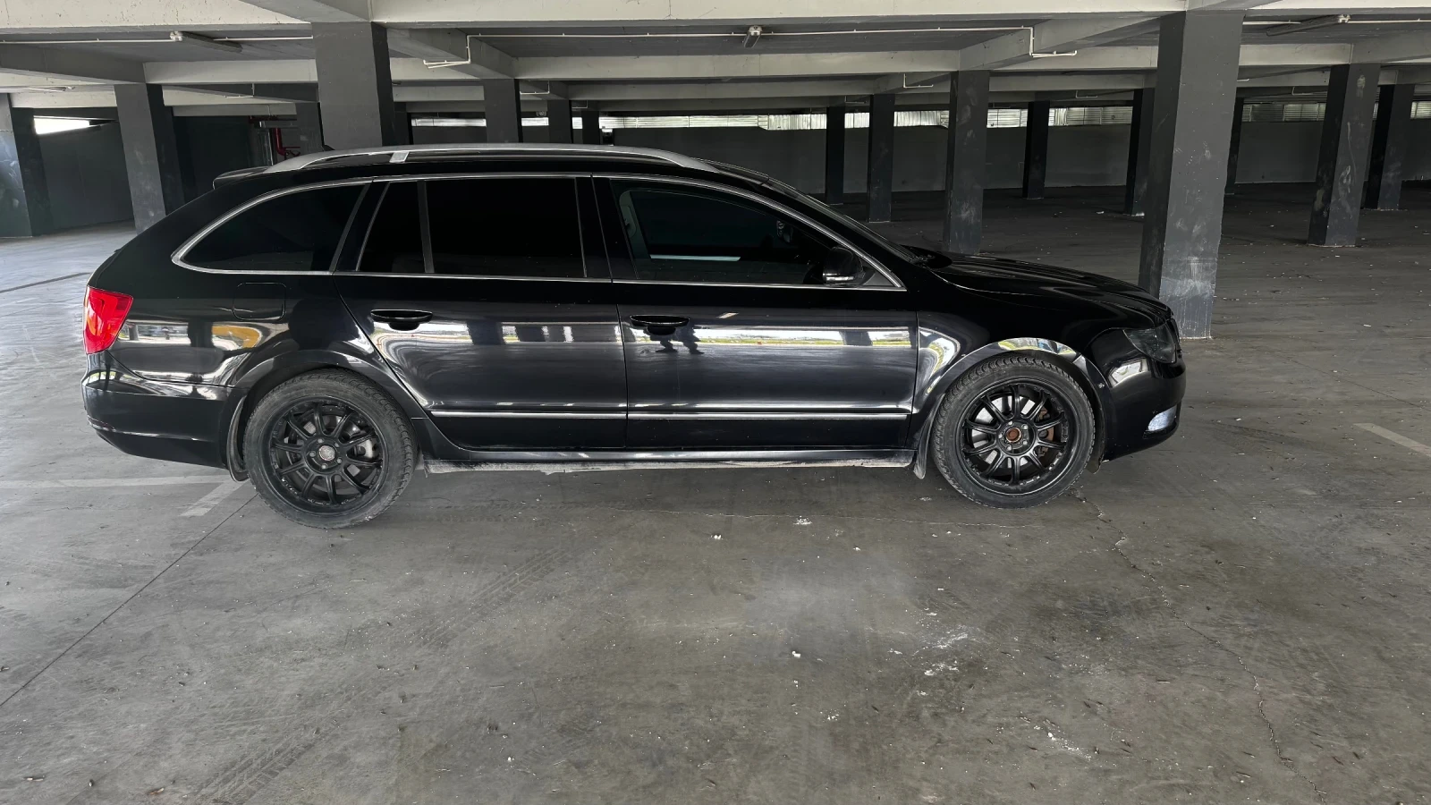 Skoda Superb 2.0tdi - изображение 3