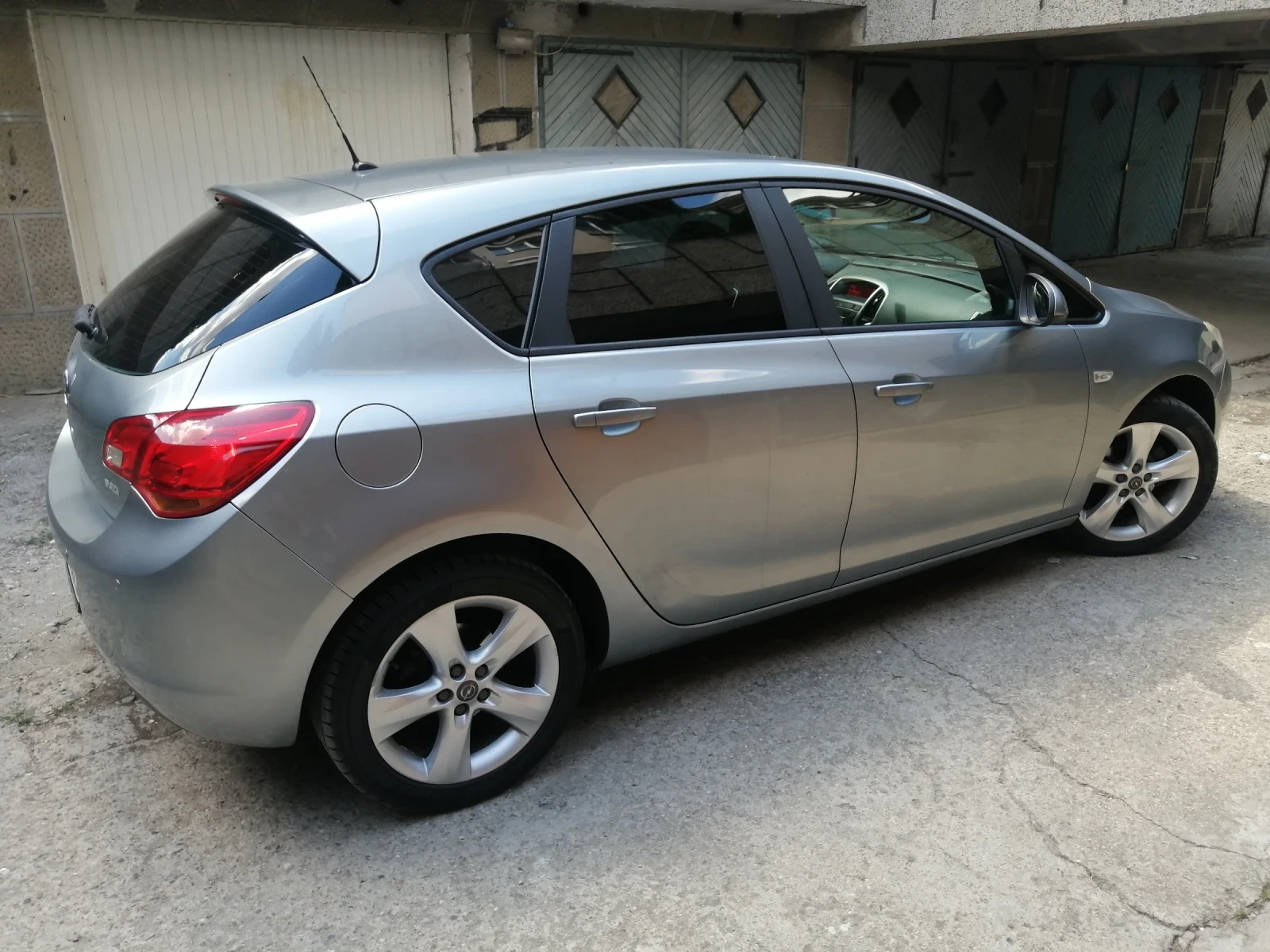 Opel Astra 1, 4 - изображение 5