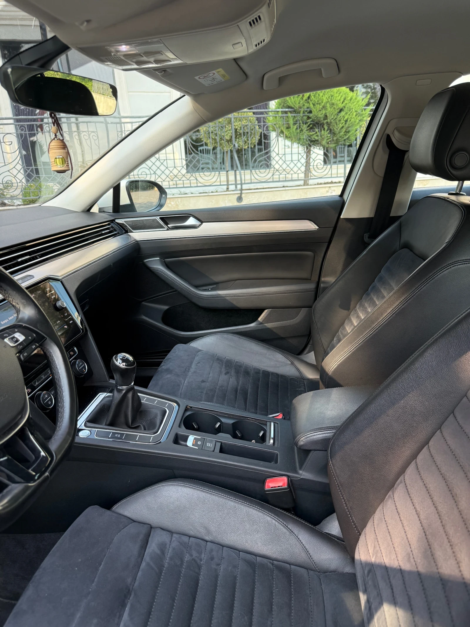 VW Passat  - изображение 9