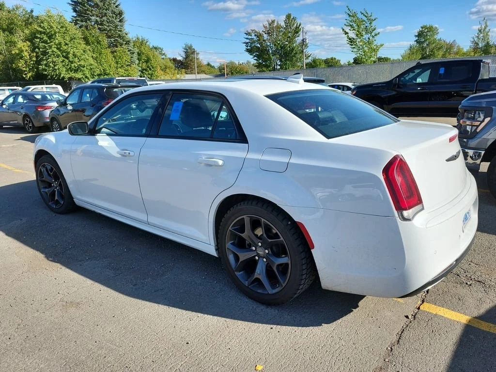 Chrysler 300c * TOURING L * CARFAX * АВТОКРЕДИТ - изображение 4
