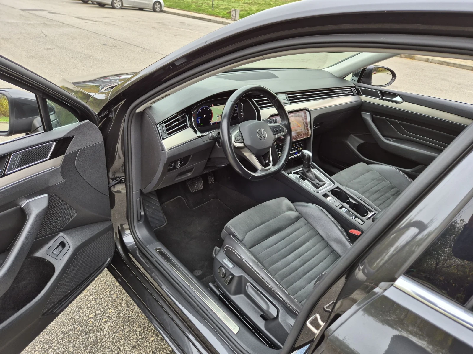 VW Passat Elegance Face Digital Dist Keyless   | Mobile.bg   13