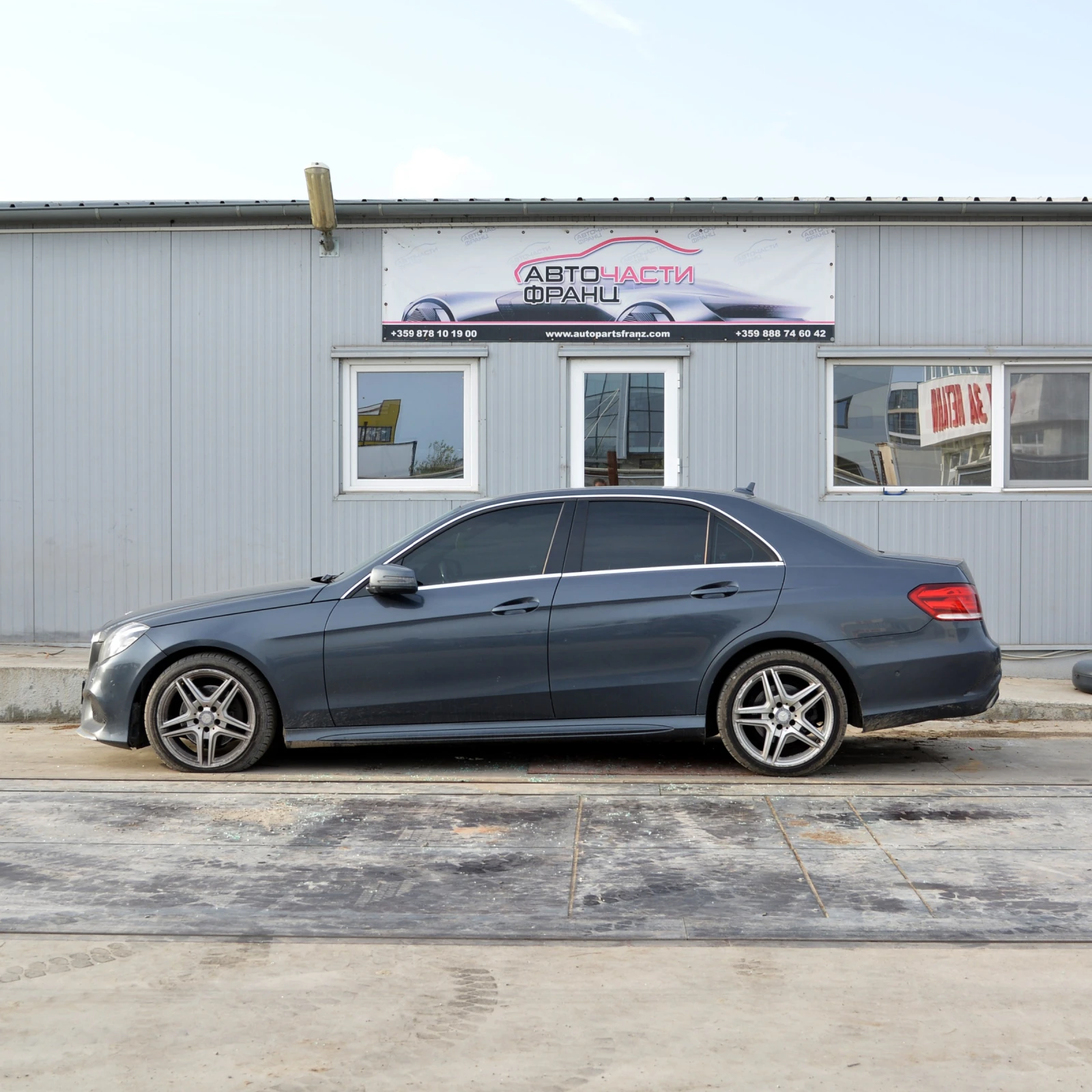 Mercedes-Benz E 220 2.1 CDI - изображение 3