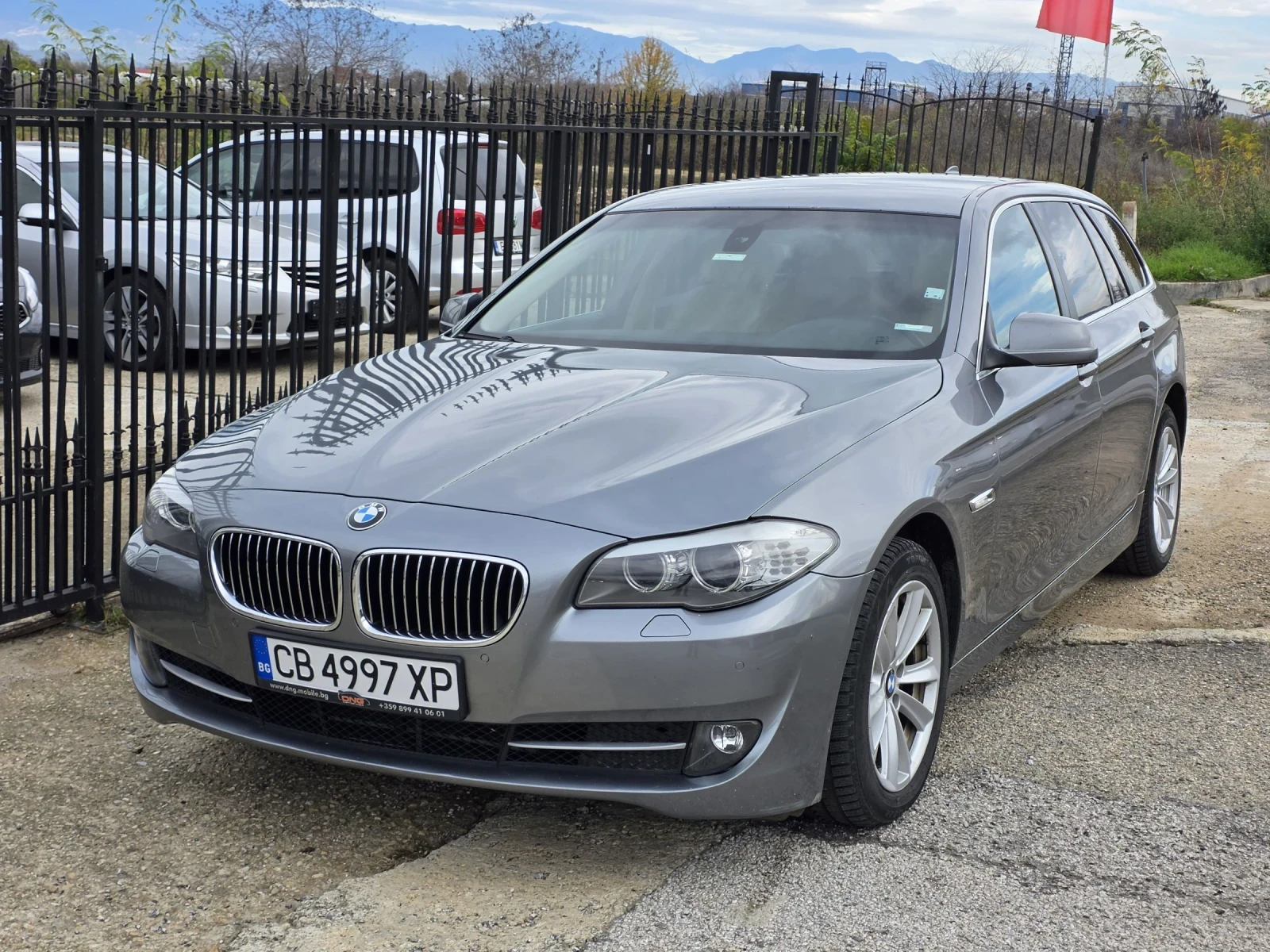 BMW 530 d | 245кс | Автоматик | Регистриран  - изображение 3
