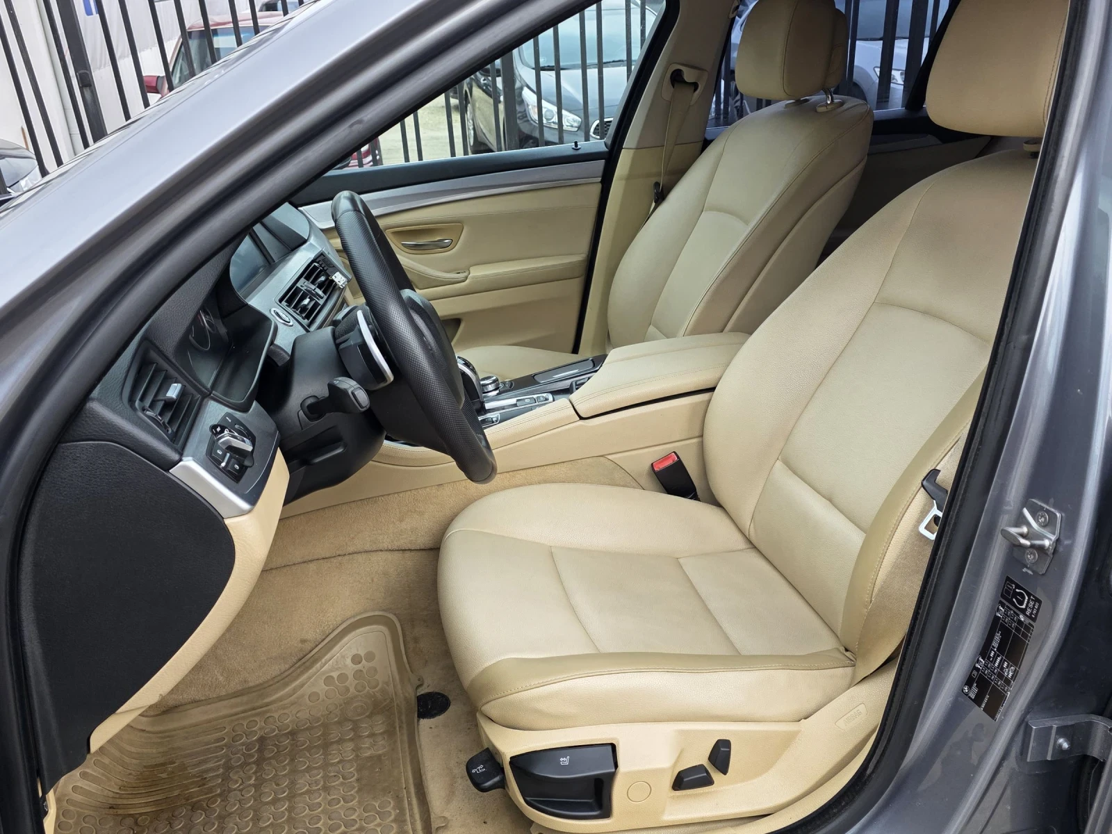 BMW 530 d | 245кс | Автоматик | Регистриран  - изображение 9