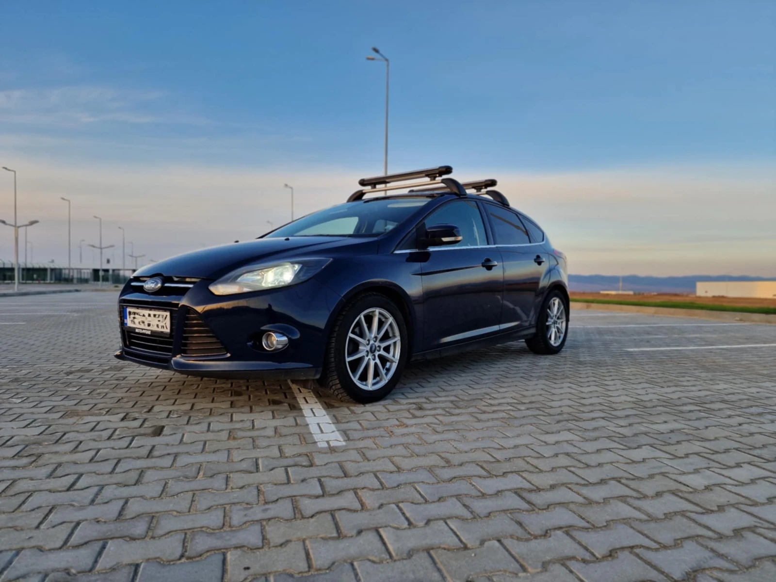 Ford Focus Mk3 ОРИГИНАЛЕН РЕЙЛИНГ ЗА ПОКРИВ - изображение 4