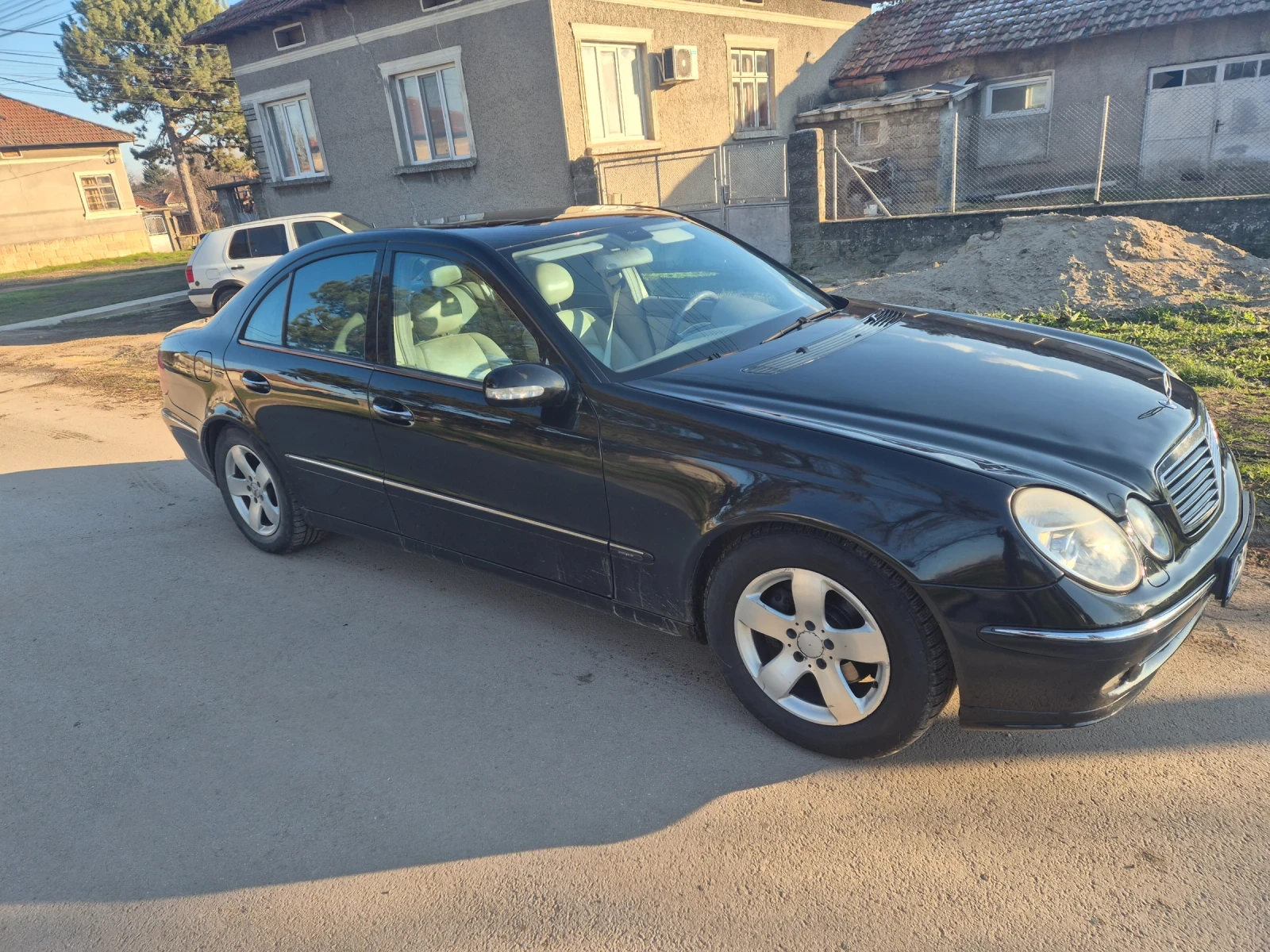 Mercedes-Benz E 320 | Mobile.bg � ����������� 3