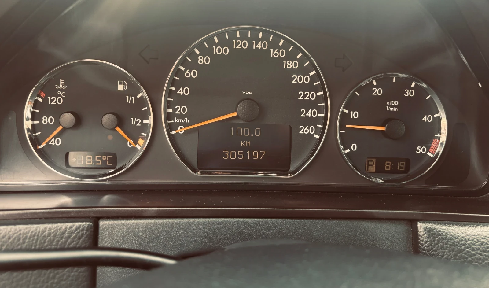 Mercedes-Benz E 270 2.7 - изображение 10