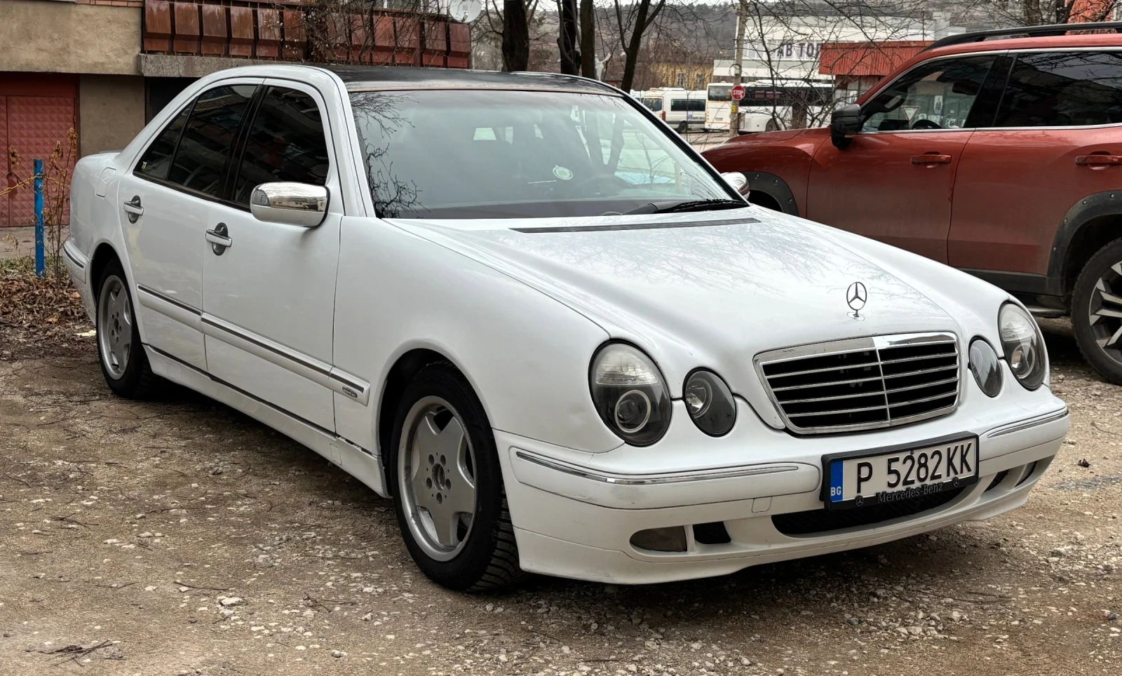 Mercedes-Benz E 270 2.7 - изображение 3