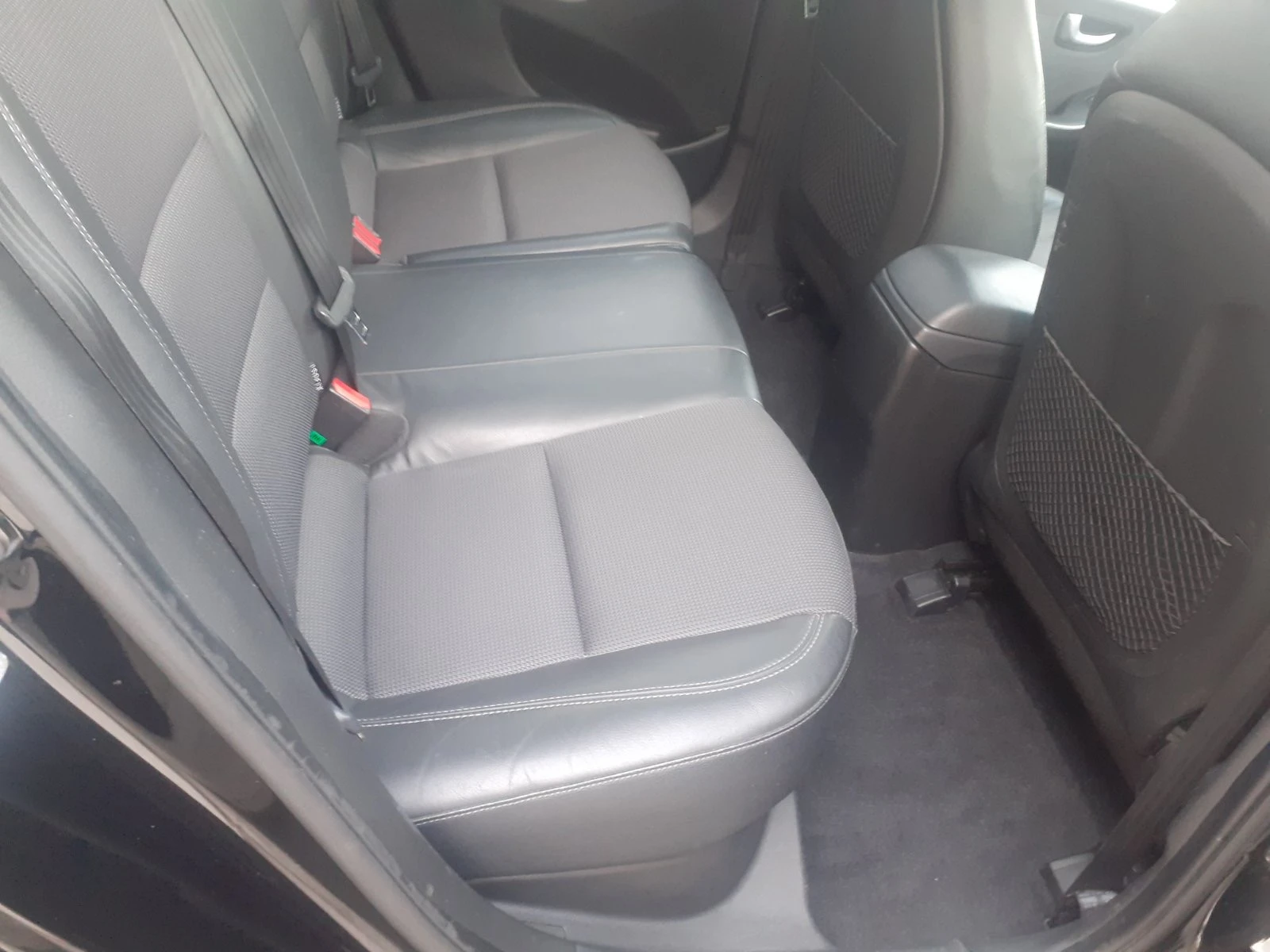 Hyundai I30 1.6 I NAVI PANORAMA  KAMERA PREMIUM, снимка 13 - Автомобили и джипове - 53684786