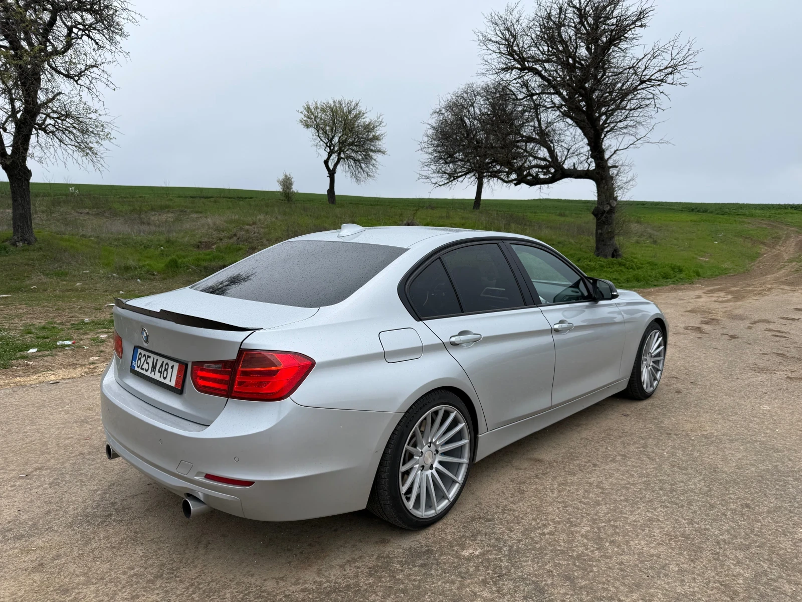 BMW 335, снимка 2 - Автомобили и джипове - 54190102