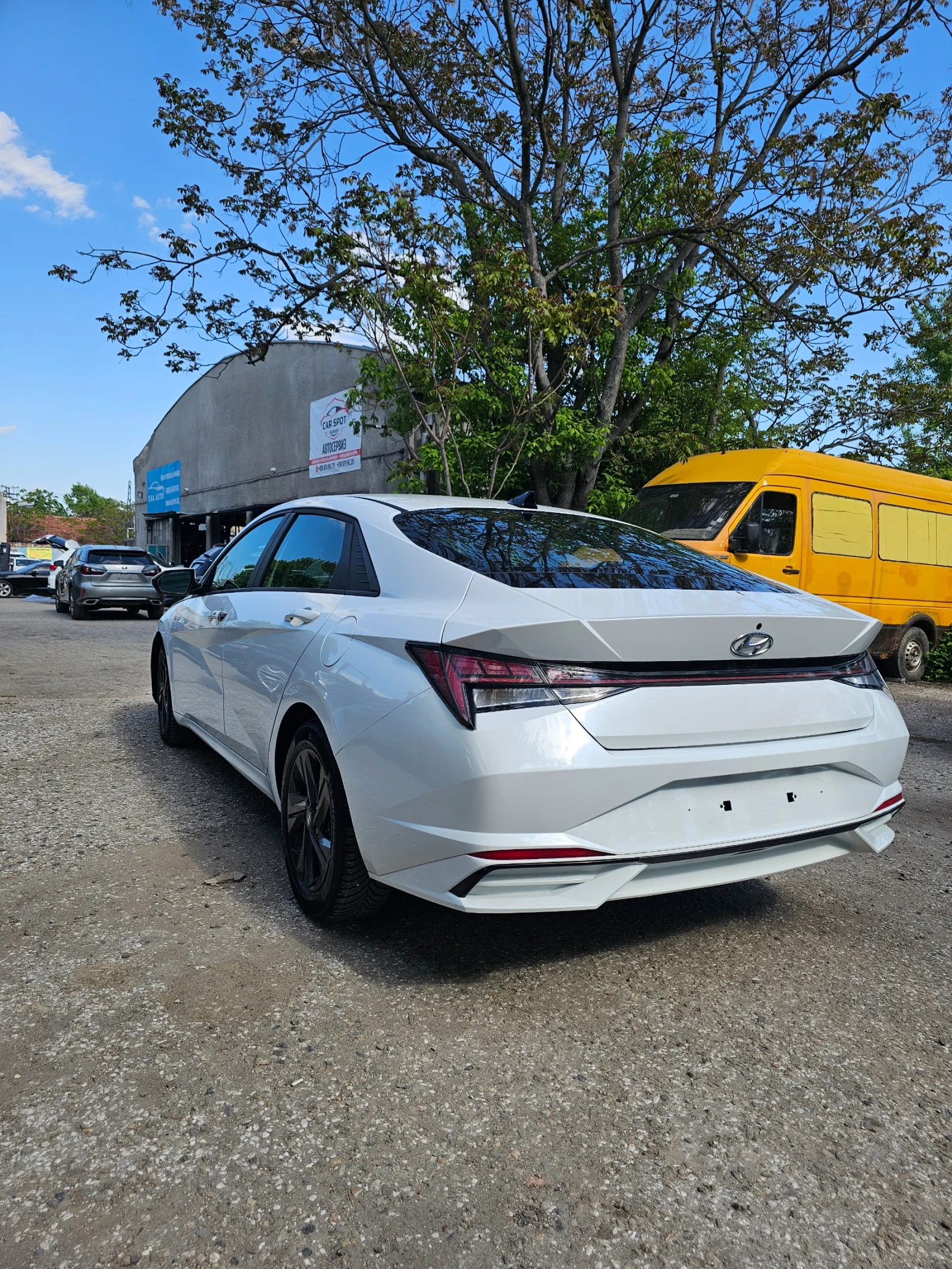 Hyundai Elantra | Mobile.bg � ����������� 4