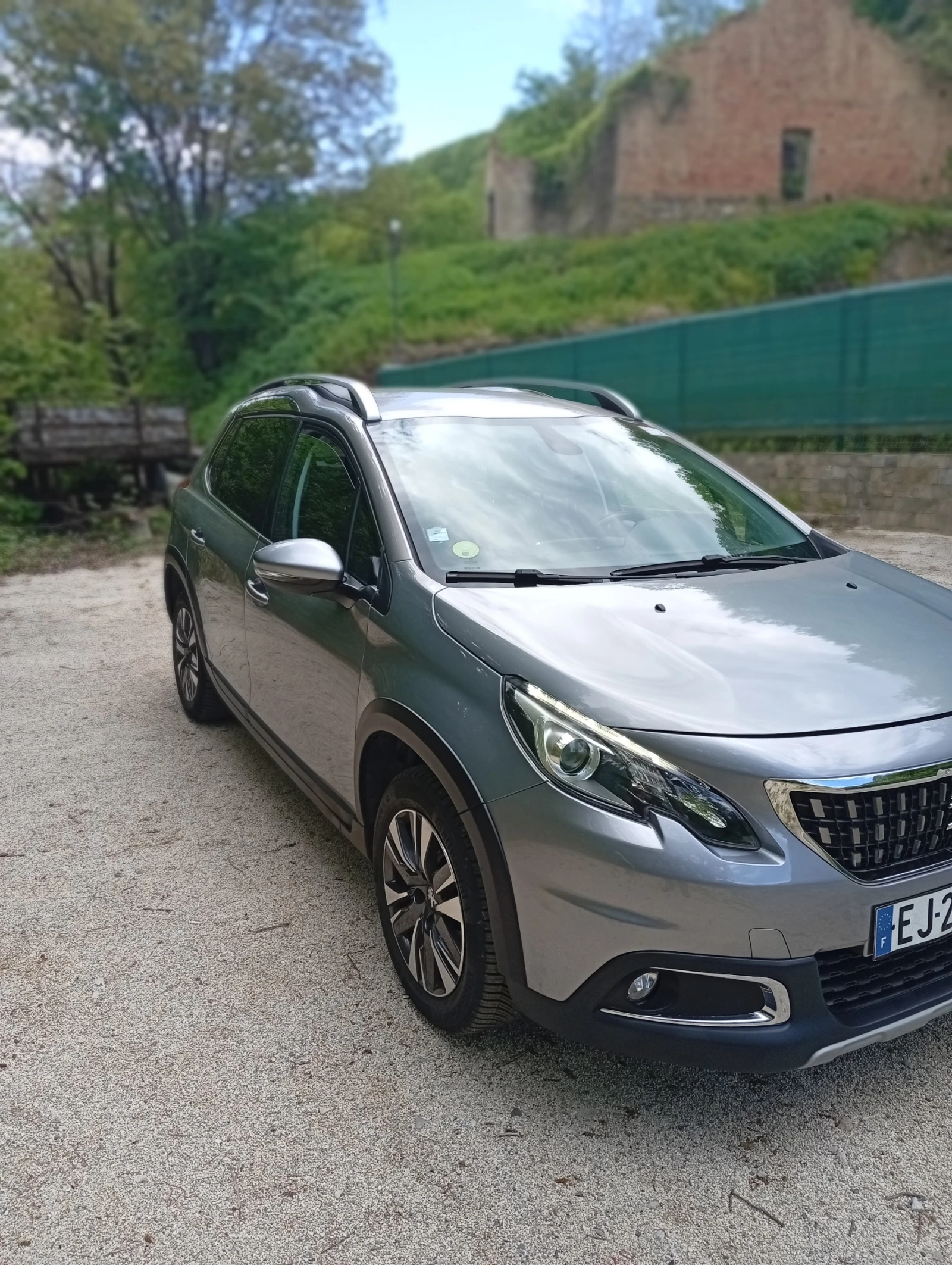 Peugeot 2008 1.6 HDI, снимка 3 - Автомобили и джипове - 54611113