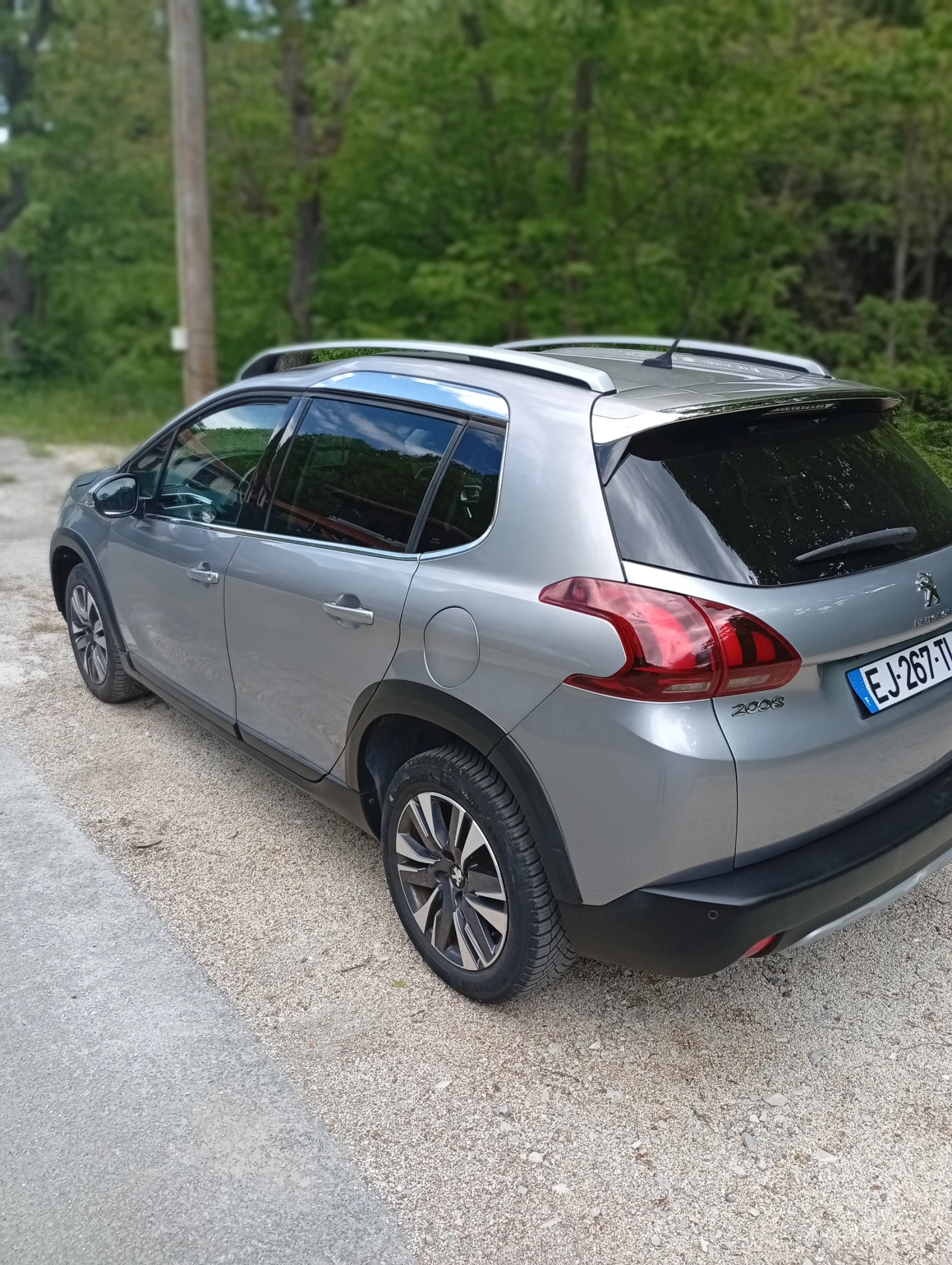 Peugeot 2008 1.6 HDI, снимка 4 - Автомобили и джипове - 54611113