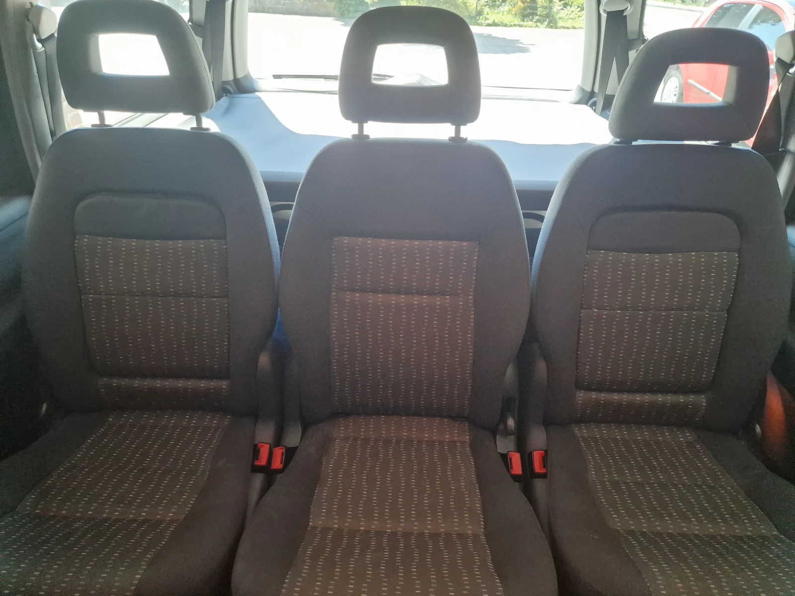 Seat Alhambra, снимка 6 - Автомобили и джипове - 54737731