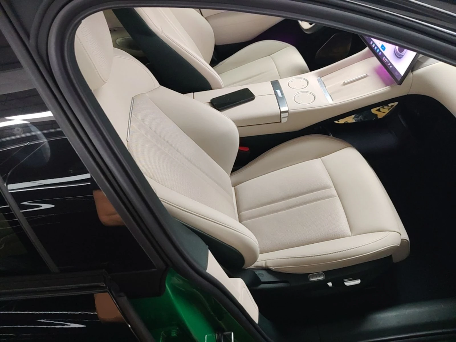 Xiaomi YU7 Xiaomi YU7  Pro AWD 96.3 kWh | Mobile.bg � ����������� 13