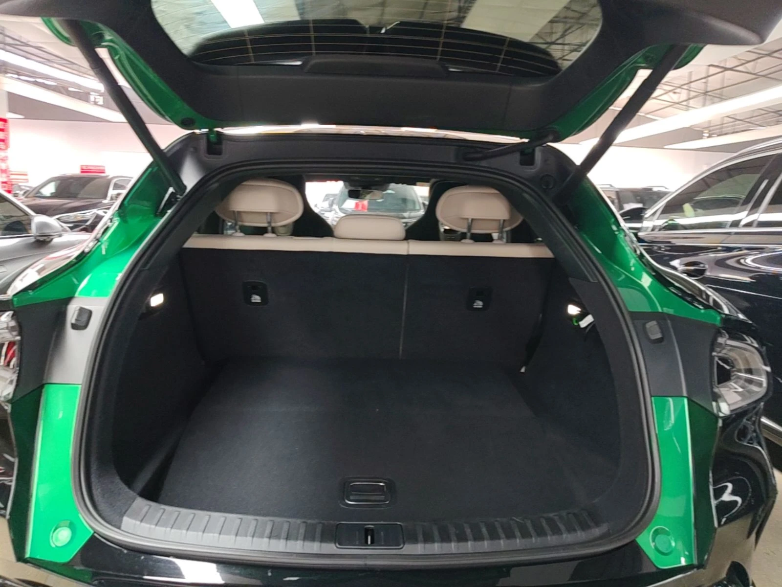 Xiaomi YU7 Xiaomi YU7  Pro AWD 96.3 kWh | Mobile.bg � ����������� 5