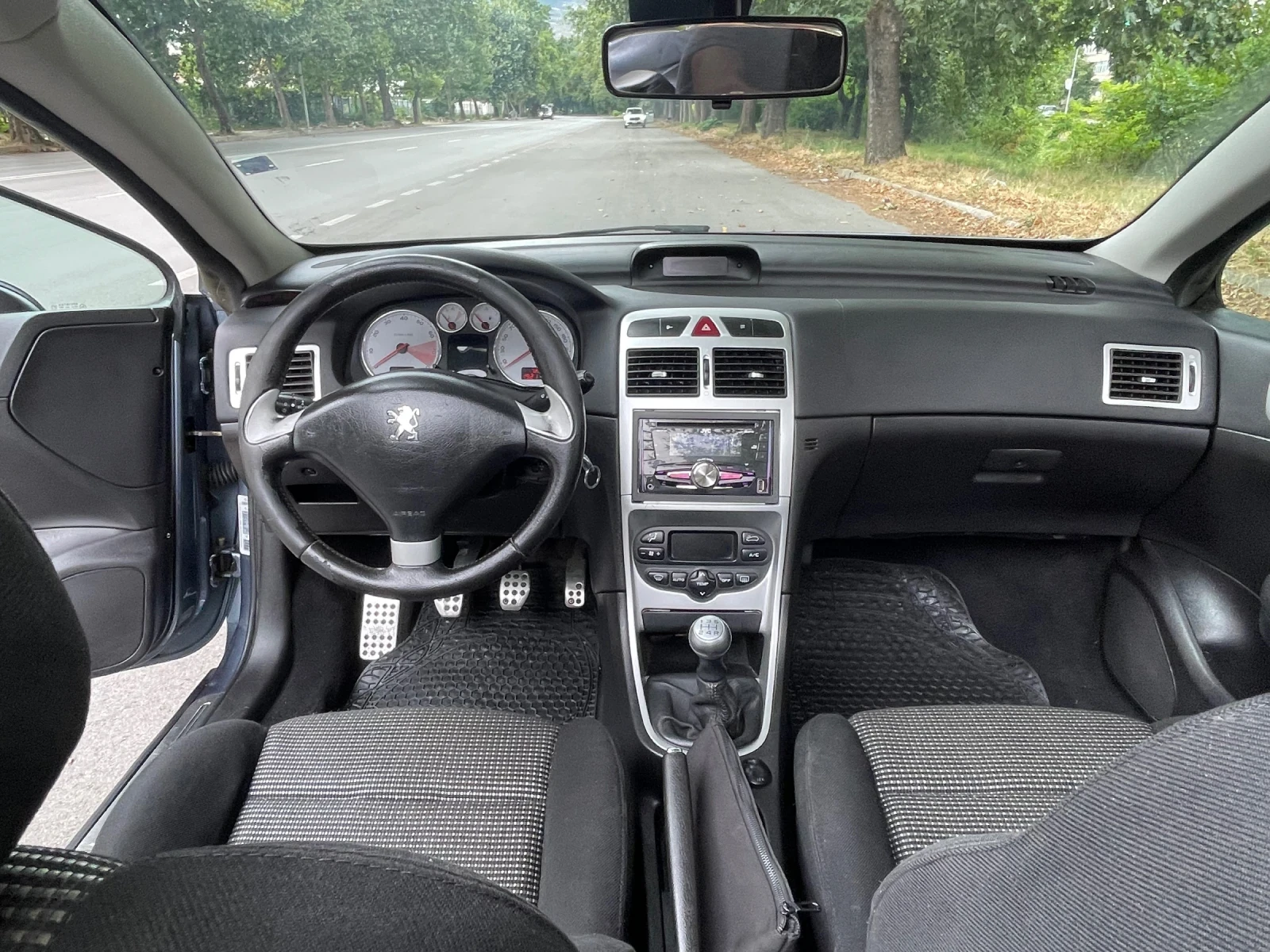 Peugeot 307 1.6газ, снимка 9 - Автомобили и джипове - 55439109