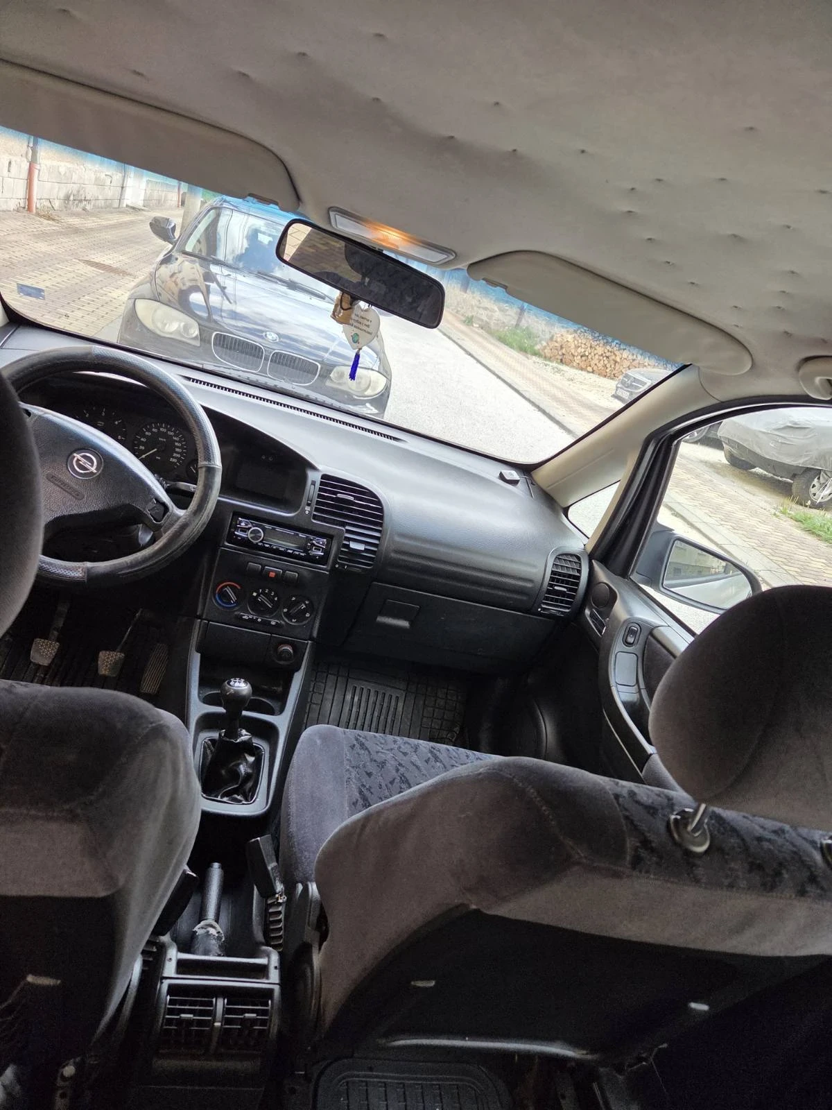 Opel Zafira, снимка 6 - Автомобили и джипове - 55449146