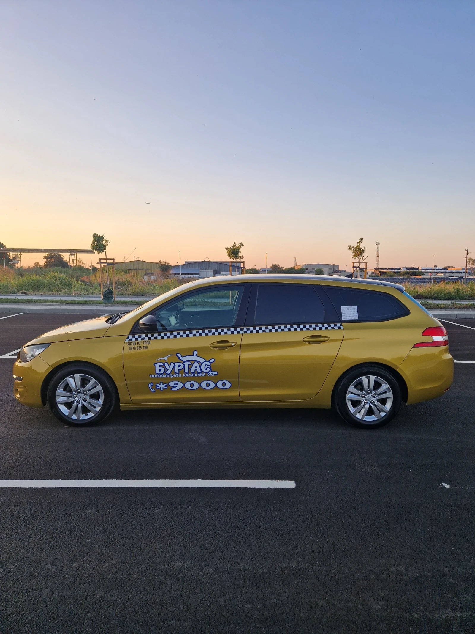 Peugeot 308, снимка 2 - Автомобили и джипове - 55496396