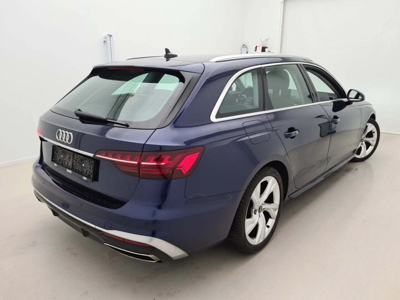 Audi A4 TDi S-Line LED-Matrix Навигация, снимка 7 - Автомобили и джипове - 56069064