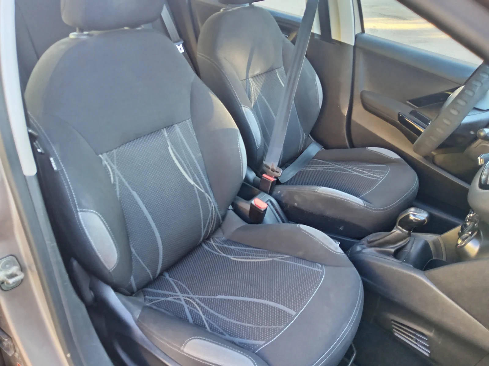 Peugeot 208 1.2 ������ | Mobile.bg � ����������� 10