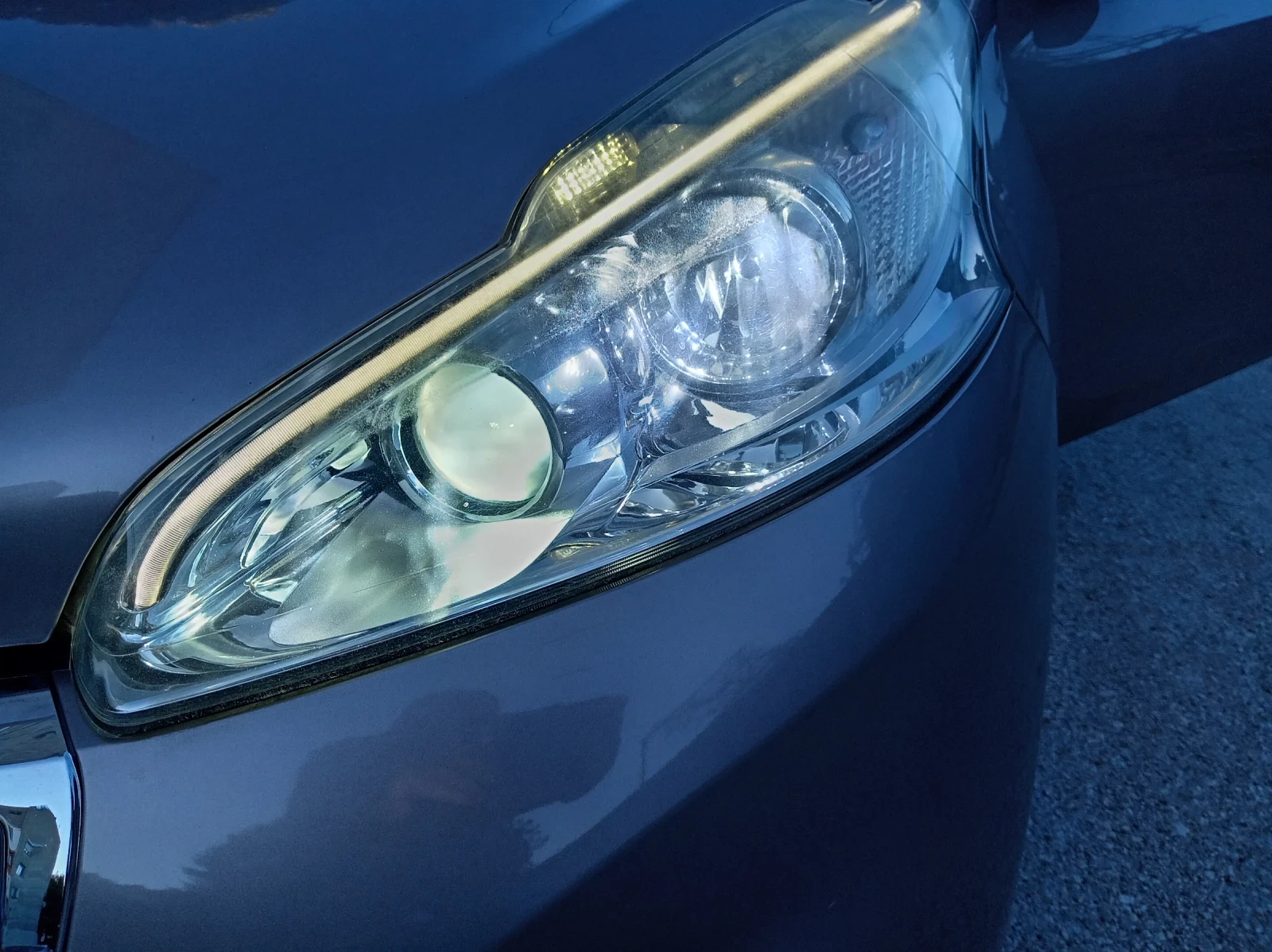 Peugeot 208 1.2 ������ | Mobile.bg � ����������� 12