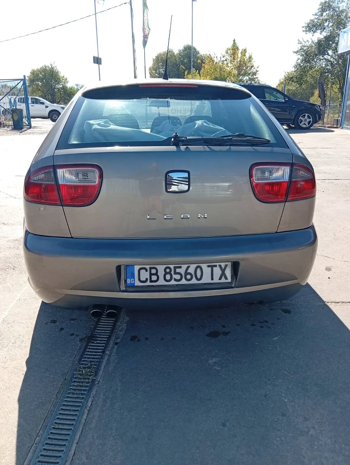 Seat Leon, снимка 9 - Автомобили и джипове - 56298416