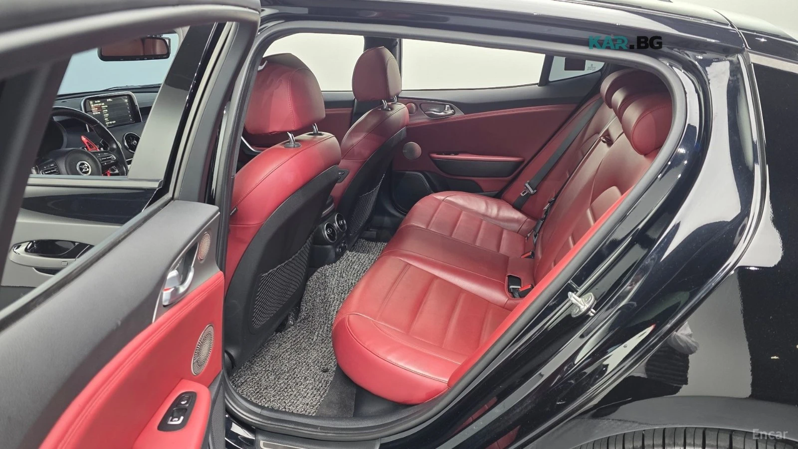 Kia Stinger 3.3 GT* 360 CAMERA* , снимка 9 - Автомобили и джипове - 56562421
