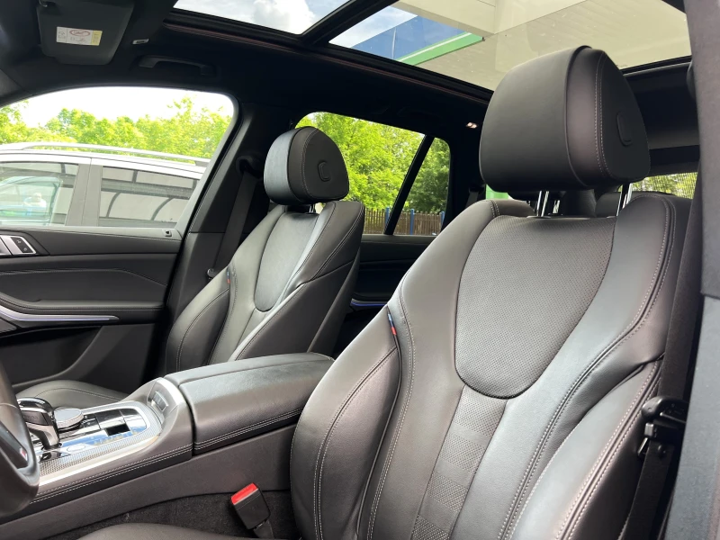 BMW X5 30d/ 7-МЕСТЕН/M-SPORT/H&K/PANO/SHADOW LINE/22/  , снимка 9 - Автомобили и джипове - 48310619