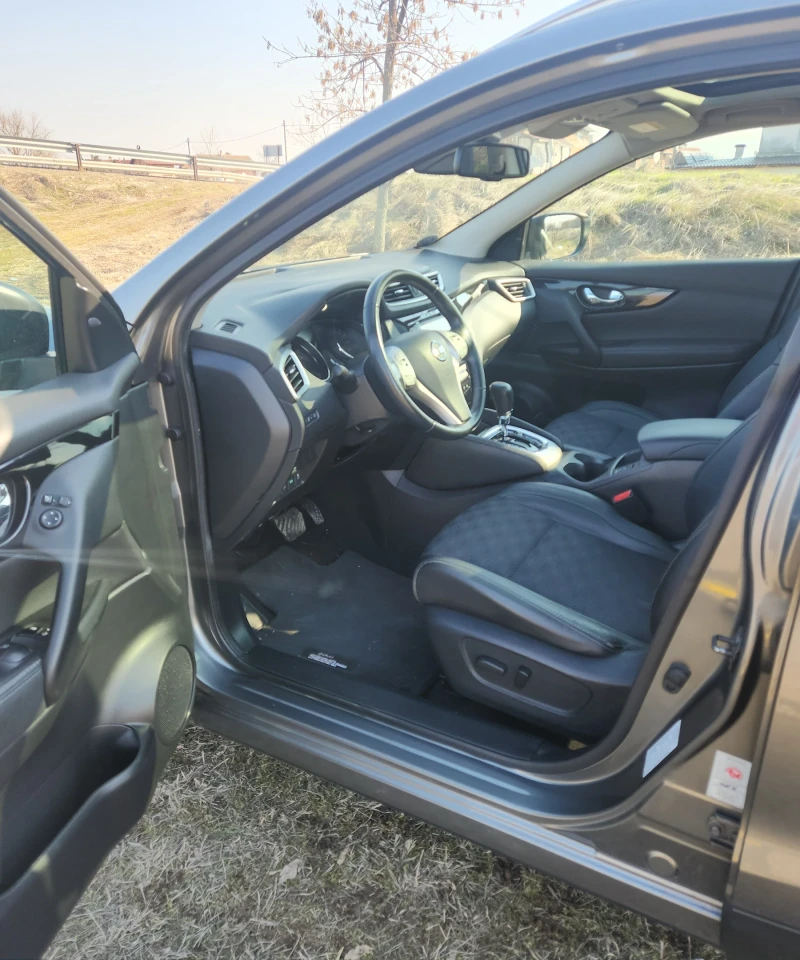 Nissan Qashqai TEKNA 1.6 131кс  FULL PANORAMA 360 , снимка 6 - Автомобили и джипове - 49248442