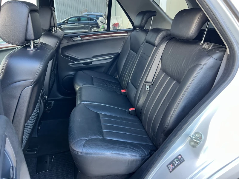 Mercedes-Benz ML 350 272к.с/7G/Пружини/Подгряване/Италия/ реални км!, снимка 12 - Автомобили и джипове - 52514684