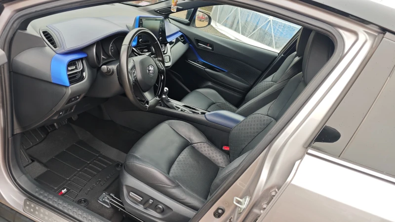 Toyota C-HR BATTERY LIFE450000km/DISTR/СЛЕДИ ПЪТ И ЗНАЦИ/ПОДГР, снимка 14 - Автомобили и джипове - 52565635