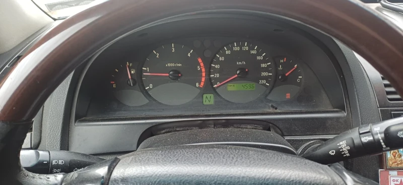 SsangYong Rexton, снимка 10 - Автомобили и джипове - 52595890