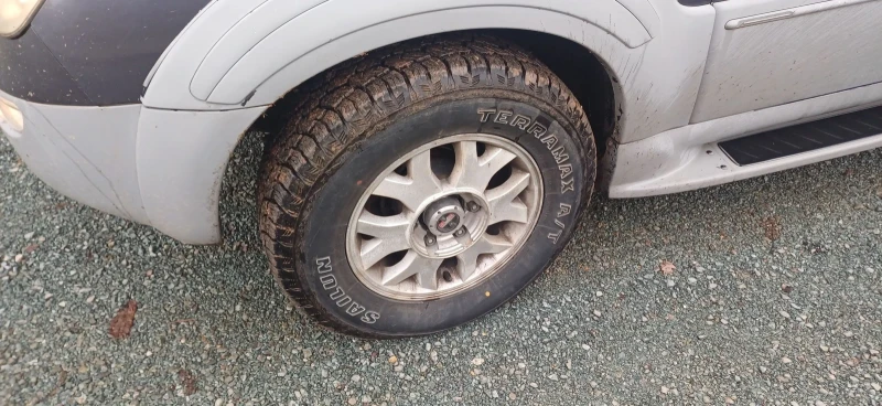 SsangYong Rexton, снимка 5 - Автомобили и джипове - 52595890