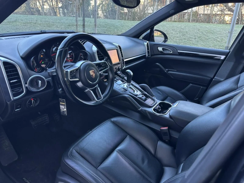 Porsche Cayenne 3.0d / FACE / ПОДГРЕВ / ВЕНТИЛАЦИЯ , снимка 9 - Автомобили и джипове - 52802236