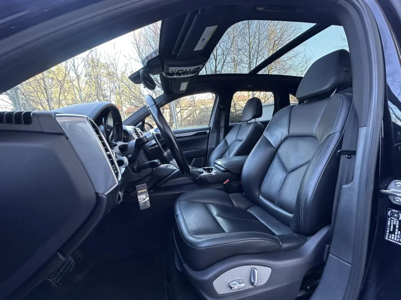 Porsche Cayenne 3.0d / FACE / ПОДГРЕВ / ВЕНТИЛАЦИЯ , снимка 10 - Автомобили и джипове - 52802236