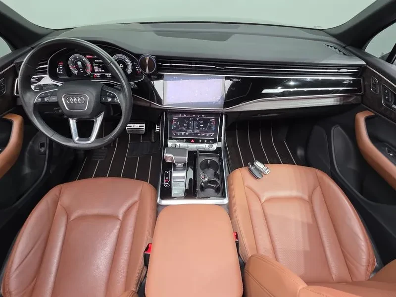 Audi Q7 3.0 TDI Quattro, снимка 7 - Автомобили и джипове - 55951545
