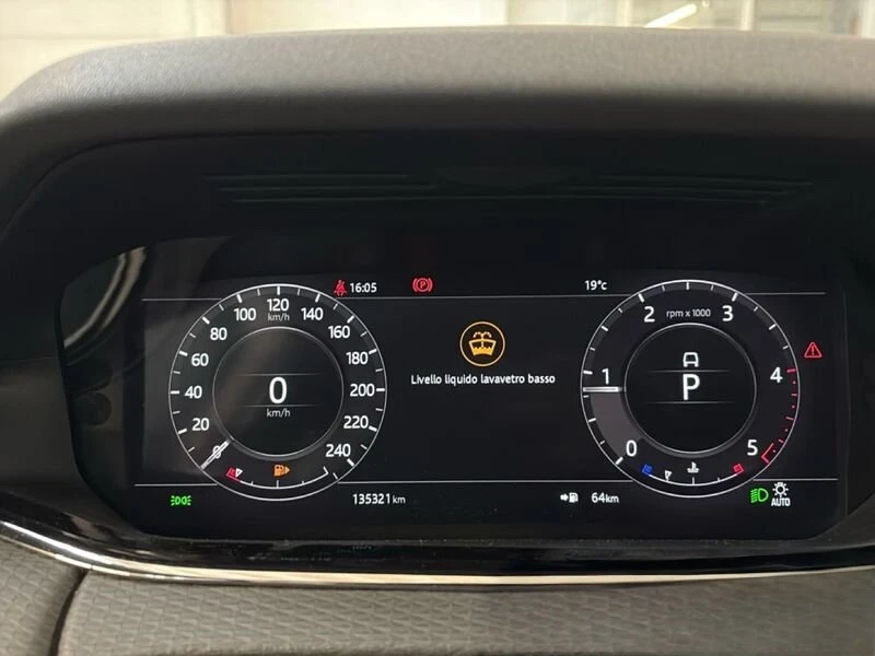 Land Rover Range Rover Evoque R Dynamic 2.0d MHev , снимка 9 - Автомобили и джипове - 56496674