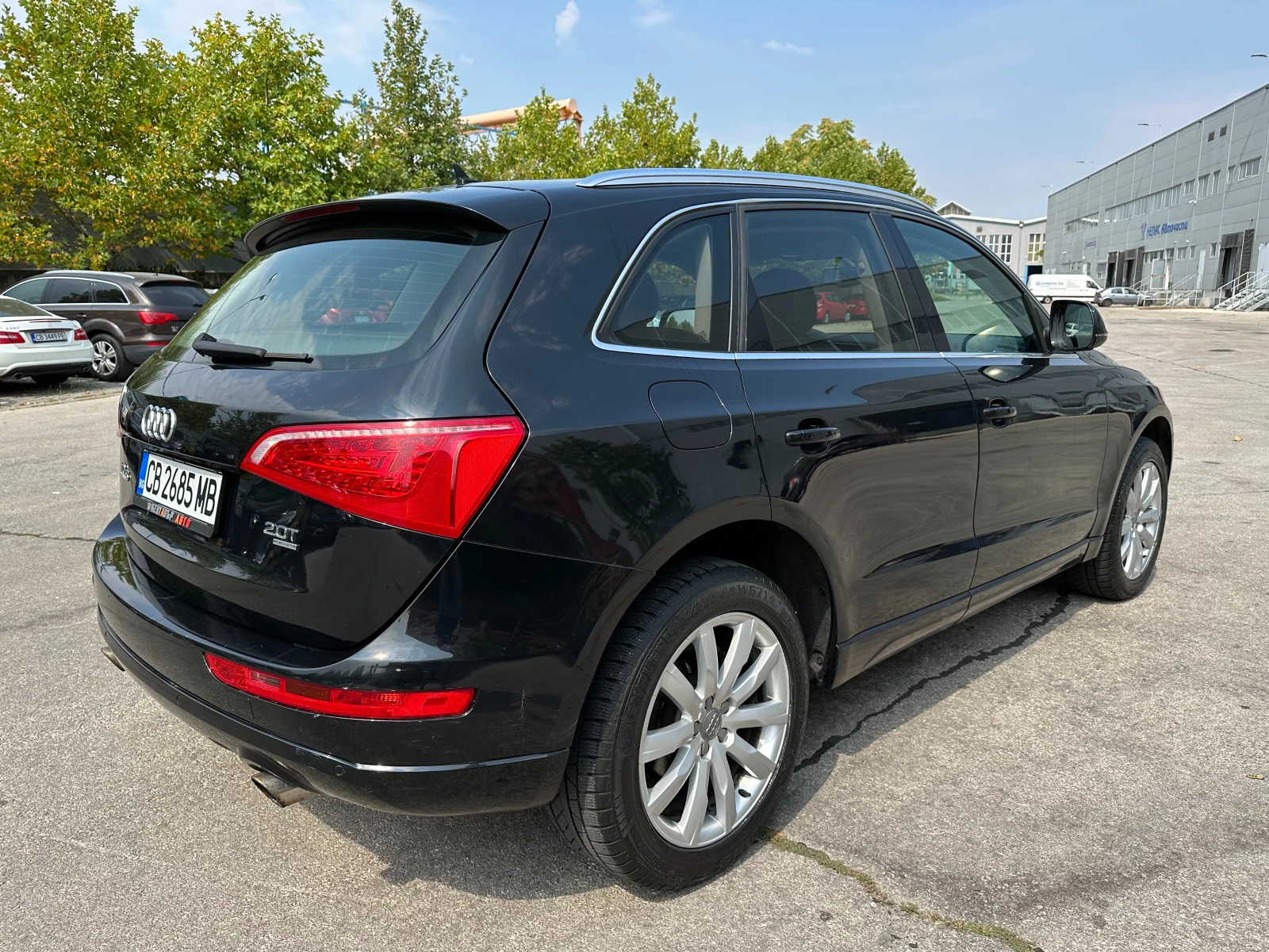 Audi Q5 2.0i 211к.с. Автоматик - изображение 4