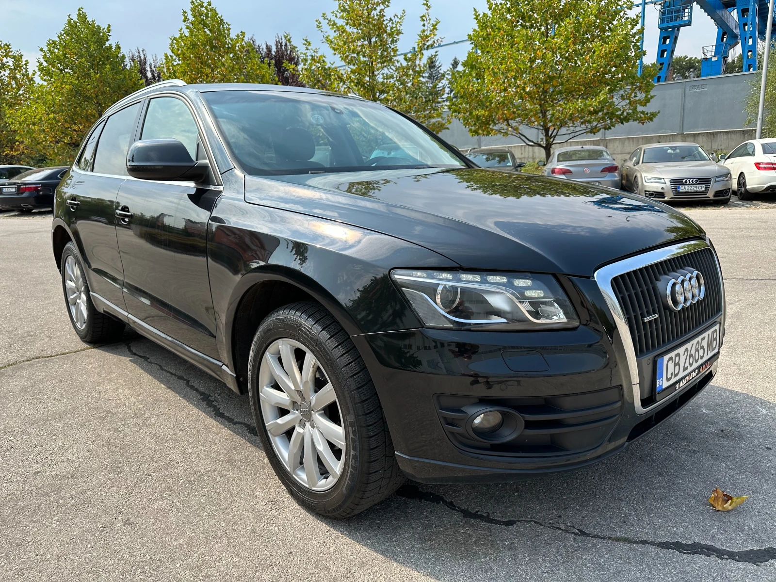 Audi Q5 2.0i 211к.с. Автоматик - изображение 6